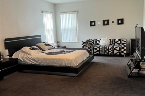 Casa en venta en Orlando, Florida, 5 dormitorios, 263.29 m2 № 1838056 - foto 12