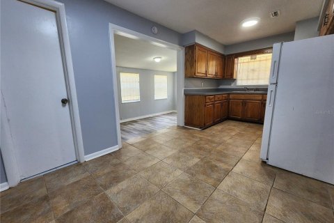Villa ou maison à louer à Jacksonville, Floride: 4 chambres, 103.49 m2 № 2398473 - photo 3