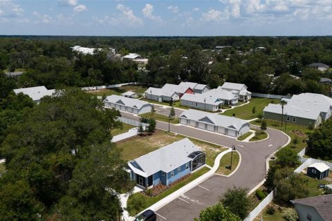 Купить виллу или дом в Деланд, Флорида 8 комнат, 142.51м2, № 2210530 - фото 7