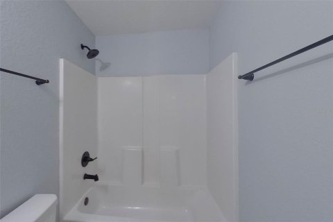 Villa ou maison à louer à Ocala, Floride: 3 chambres, 121.79 m2 № 2383854 - photo 6