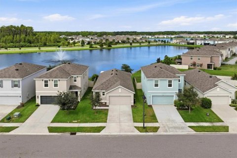 Casa en Odessa, Florida 3 dormitorios, 140.84 m2 № 2358097