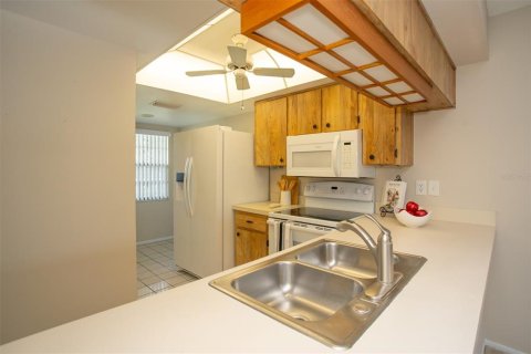 Copropriété à vendre à Saint Petersburg, Floride: 2 chambres, 94.76 m2 № 2148540 - photo 26