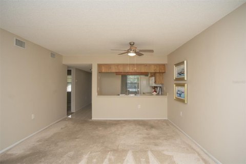 Copropriété à vendre à Saint Petersburg, Floride: 2 chambres, 94.76 m2 № 2148540 - photo 23