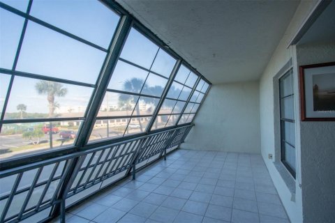 Copropriété à vendre à Saint Petersburg, Floride: 2 chambres, 94.76 m2 № 2148540 - photo 20