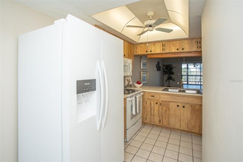 Copropriété à vendre à Saint Petersburg, Floride: 2 chambres, 94.76 m2 № 2148540 - photo 28