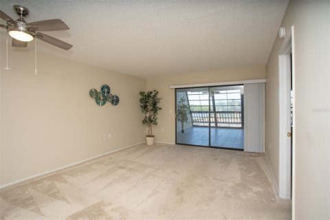 Copropriété à vendre à Saint Petersburg, Floride: 2 chambres, 94.76 m2 № 2148540 - photo 15