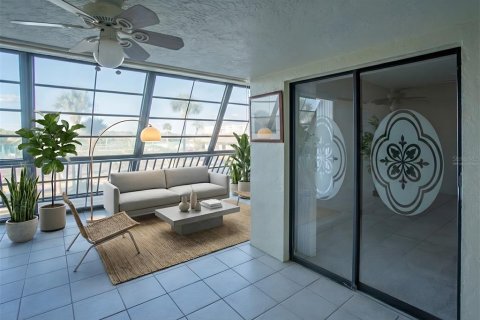 Copropriété à vendre à Saint Petersburg, Floride: 2 chambres, 94.76 m2 № 2148540 - photo 16