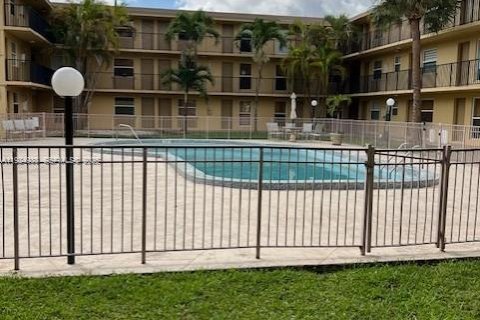 Copropriété à louer à Miami Springs, Floride: 1 chambre, 45.06 m2 № 1983107 - photo 13