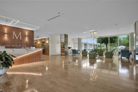Condo in Miami Beach, Florida, 1 bedroom  № 2040541 - photo 27