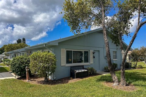 Condo in Sun City Center, Florida, 2 bedrooms  № 1391062 - photo 3