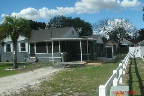 House in Leesburg, Florida 3 bedrooms, 110.74 sq.m. № 2112504 - photo 5