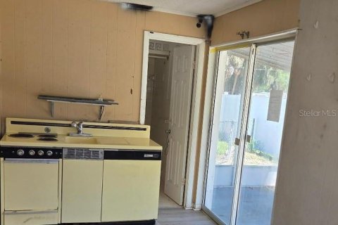 House in Leesburg, Florida 3 bedrooms, 110.74 sq.m. № 2112504 - photo 11