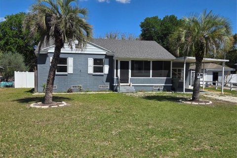 House in Leesburg, Florida 3 bedrooms, 110.74 sq.m. № 2112504