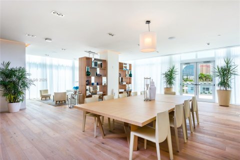 Condominio en alquiler en Fort Lauderdale, Florida, 2 dormitorios, 86.77 m2 № 2059687 - foto 15