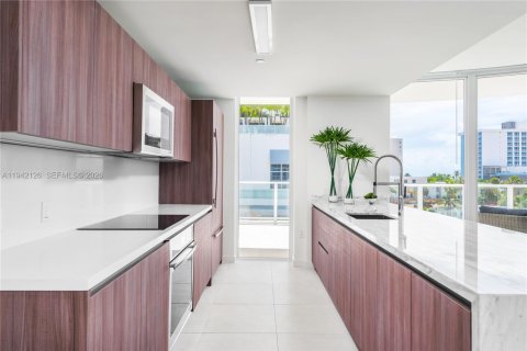 Condominio en alquiler en Fort Lauderdale, Florida, 2 dormitorios, 86.77 m2 № 2059687 - foto 6