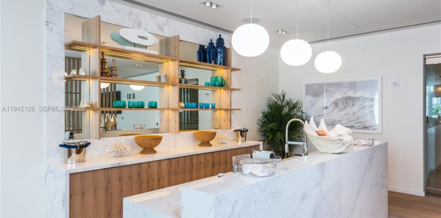 Condominio en Fort Lauderdale, Florida, 2 dormitorios  № 2059687