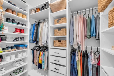 Купить кондоминиум в Дорал, Флорида 3 спальни, 104.89м2, № 1997569 - фото 28