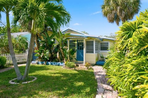 Appartement à Saint Petersburg, Floride 1 chambre, 57.6 m2 № 2413665