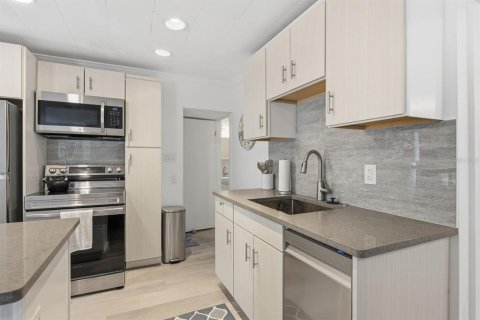 Appartement à louer à Saint Petersburg, Floride: 1 chambre, 57.6 m2 № 2413665 - photo 17