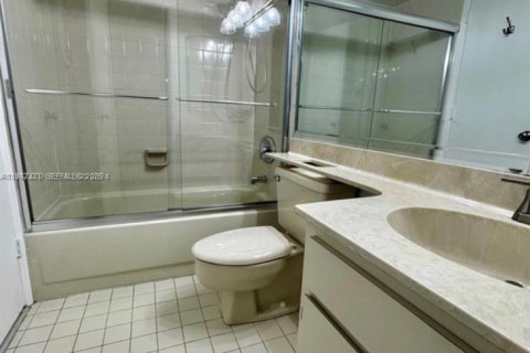 Condominio en venta en Miami, Florida, 2 dormitorios, 124.49 m2 № 2000450 - foto 22
