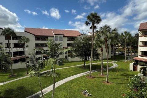 Condominio en venta en Miami, Florida, 2 dormitorios, 124.49 m2 № 2000450 - foto 27