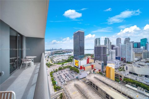 Купить кондоминиум в Майами, Флорида 1 спальня, 63.08м2, № 1934607 - фото 9
