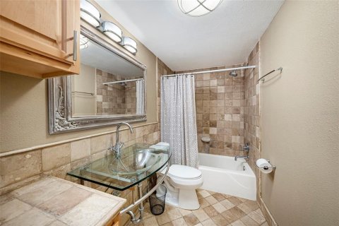 House in Safety Harbor, Florida 3 bedrooms, 171.13 sq.m. № 1648790 - photo 21