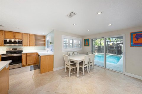House in Safety Harbor, Florida 3 bedrooms, 171.13 sq.m. № 1648790 - photo 9