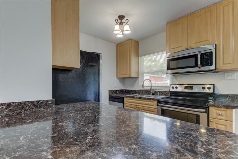 Villa ou maison à vendre à Oldsmar, Floride: 3 chambres, 102.19 m2 № 1578638 - photo 8