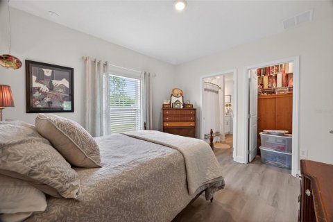 House in Summerfield, Florida 3 bedrooms, 162.21 sq.m. № 2095085 - photo 29