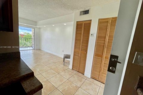 Condominio en venta en Miami, Florida, 1 dormitorio, 43.2 m2 № 2023377 - foto 4