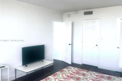 Copropriété à vendre à Miami Beach, Floride: 2 chambres, 94.67 m2 № 2027286 - photo 15