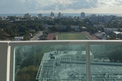 Copropriété à vendre à Miami Beach, Floride: 2 chambres, 94.67 m2 № 2027286 - photo 12