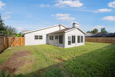 Casa en alquiler en Apollo Beach, Florida, 3 dormitorios, 191.01 m2 № 1912892 - foto 18