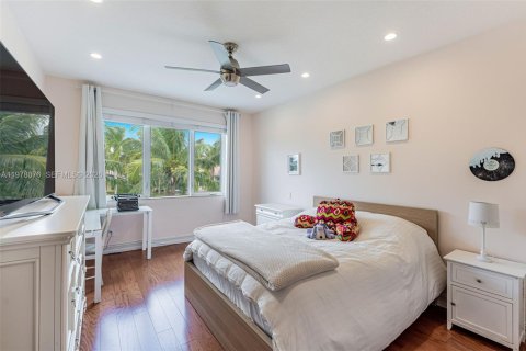 Villa ou maison à vendre à Plantation, Floride: 5 chambres, 409.14 m2 № 2042027 - photo 16