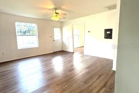 House in Orlando, Florida 4 bedrooms, 116.5 sq.m. № 2376731 - photo 3