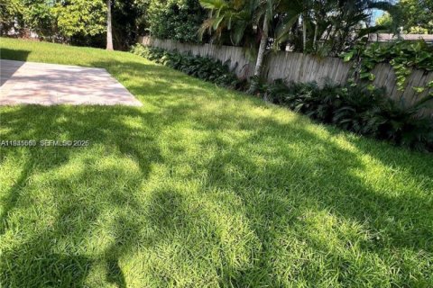 Villa ou maison à louer à Pinecrest, Floride: 3 chambres, 123.65 m2 № 2088670 - photo 22