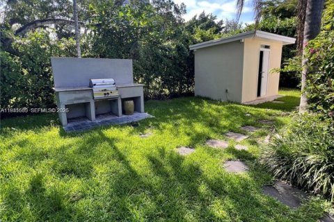 Villa ou maison à louer à Pinecrest, Floride: 3 chambres, 123.65 m2 № 2088670 - photo 21