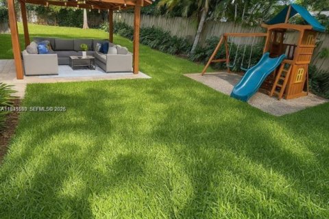 Villa ou maison à louer à Pinecrest, Floride: 3 chambres, 123.65 m2 № 2088670 - photo 25