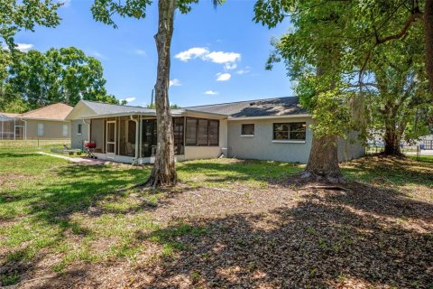 House in Land O' Lakes, Florida 3 bedrooms, 160.54 sq.m. № 2110469 - photo 4