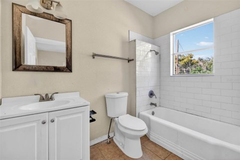Casa en venta en Lakeland, Florida, 3 dormitorios, 176.89 m2 № 2143056 - foto 21