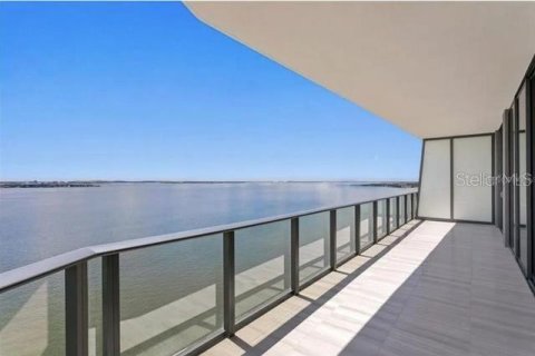 Copropriété à louer à Tampa, Floride: 2 chambres, 223.43 m2 № 2427485 - photo 5