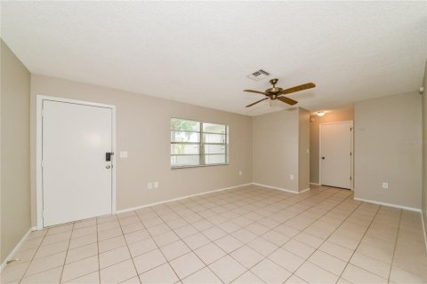 Casa en alquiler en Sarasota, Florida, 3 dormitorios, 130.99 m2 № 1853881 - foto 8