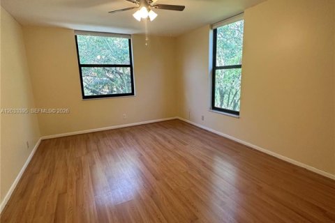Condo in Plantation, Florida, 2 bedrooms  № 2084033 - photo 5