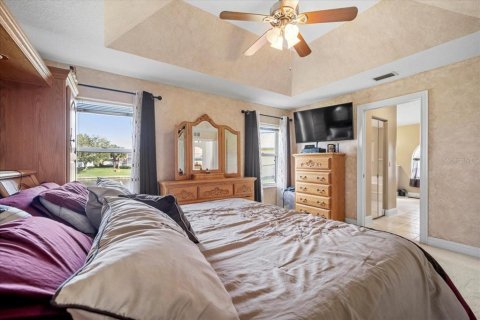 House in Palm Coast, Florida 4 bedrooms, 246.56 sq.m. № 1802421 - photo 21