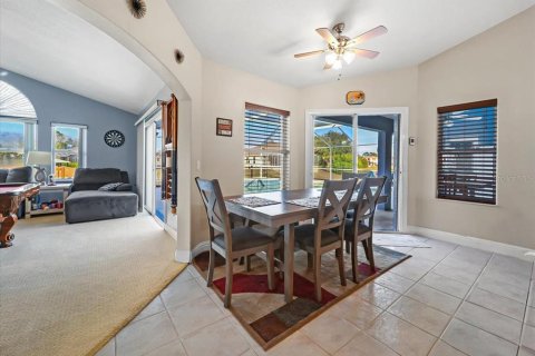 House in Palm Coast, Florida 4 bedrooms, 246.56 sq.m. № 1802421 - photo 20