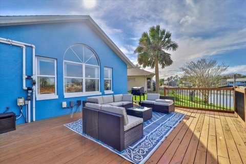 House in Palm Coast, Florida 4 bedrooms, 246.56 sq.m. № 1802421 - photo 6