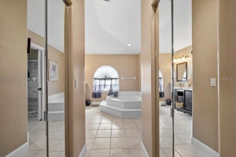 House in Palm Coast, Florida 4 bedrooms, 246.56 sq.m. № 1802421 - photo 24