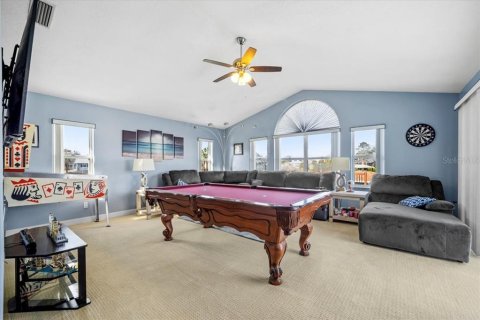 House in Palm Coast, Florida 4 bedrooms, 246.56 sq.m. № 1802421 - photo 12