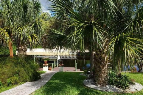 Casa en venta en Port Charlotte, Florida, 3 dormitorios, 196.58 m2 № 1904994 - foto 16